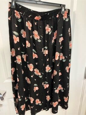 Size 26 skirt